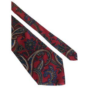 Norm Thompson Red Paisley Silk Tie USA Vintage Mens Nectie Office Formal Gift